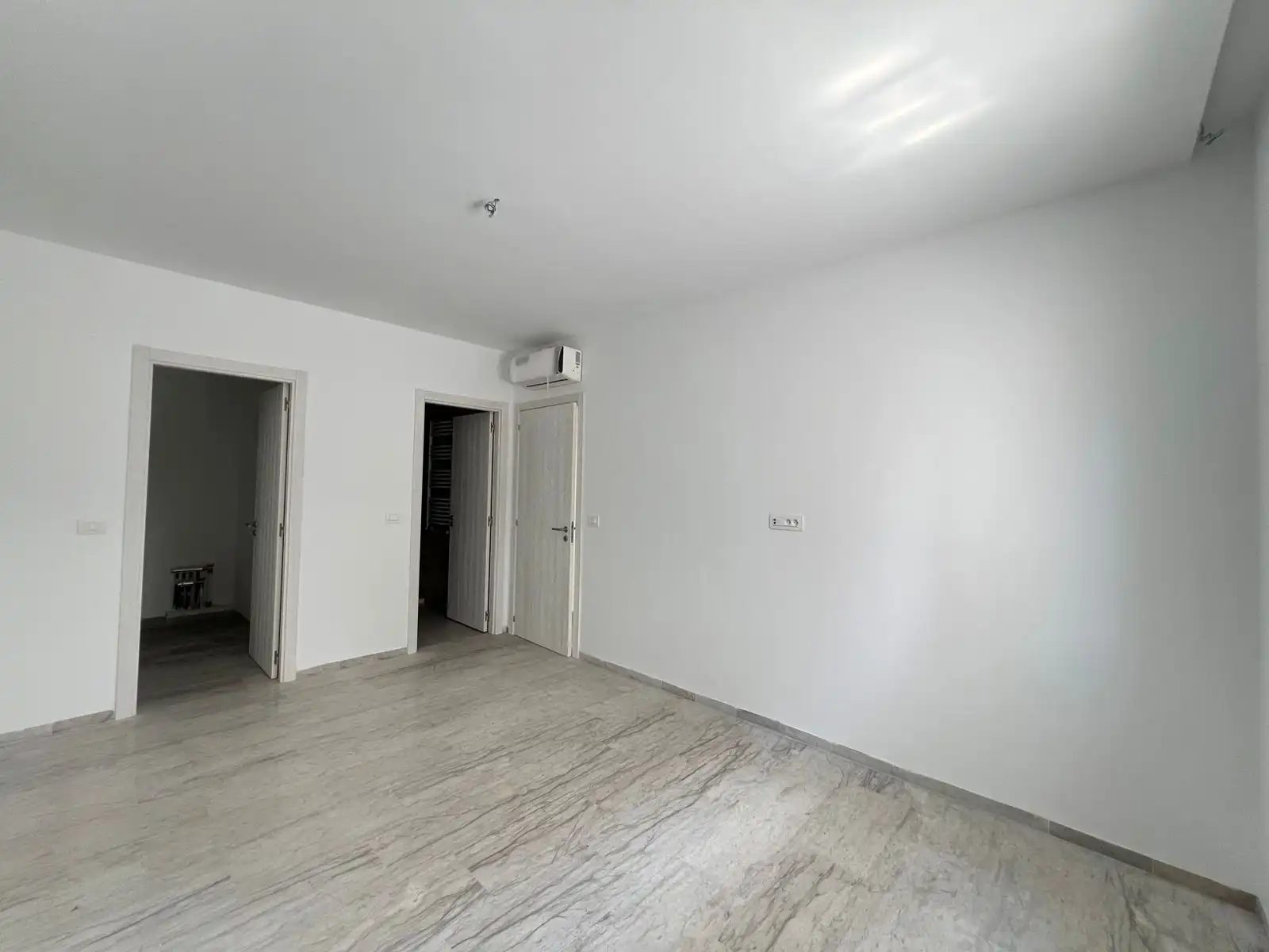 suite-1